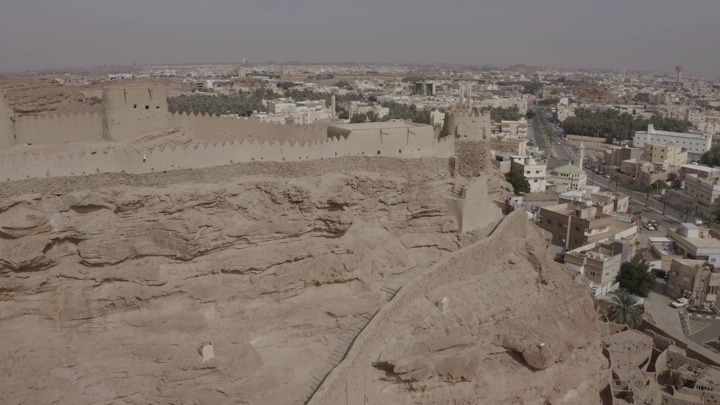 قلعة زعبل في سكاكا، مشهد جوي نهاري.