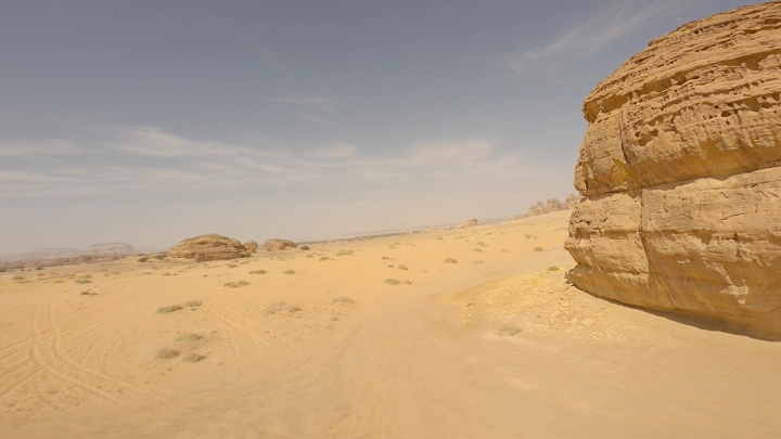 منظر جوي لمدائن صالح في العلا، تصوير درون.