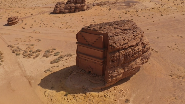 مدائن صالح في العلا من الجو، تصوير درون.