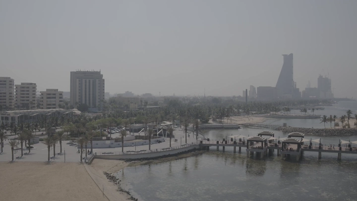 واجهة جدة البحرية في النهار، تصوير درون.