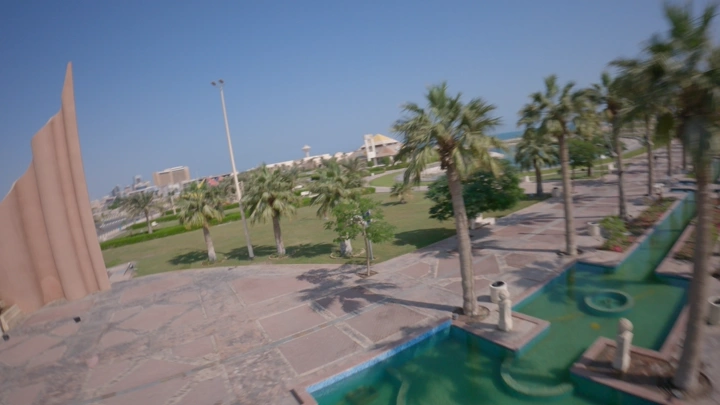 منتزه بشاطئ الدمام في المنطقة الشرقية، لقطة جوية.