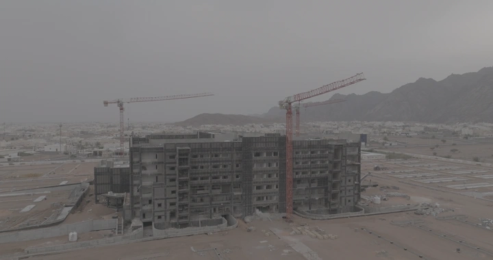مبنى تحت الإنشاء، لقطة جوية.