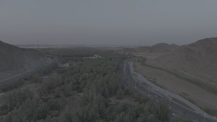 طريق تحفه النخيل، صورة جوية.