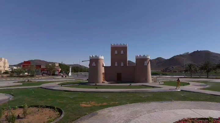 دوار القلعة في حائل، لقطة جوية.