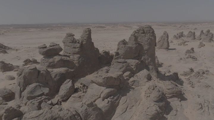 تكوينات صخرية في صحراء غراميل، لقطة جوية.