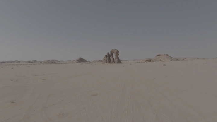 تكوينات صخرية في صحراء غراميل، لقطة من الأرض.