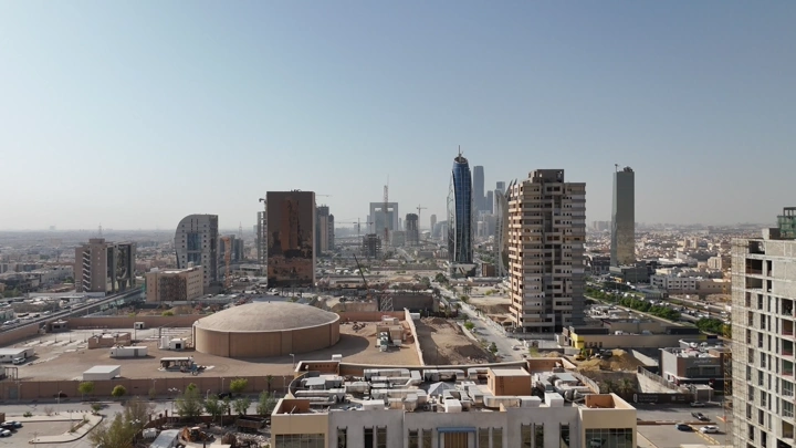 أبراج الرياض في النهار، لقطة جوية .