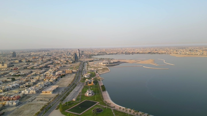 الواجهة البحرية في الدمام، لقطة جوية .