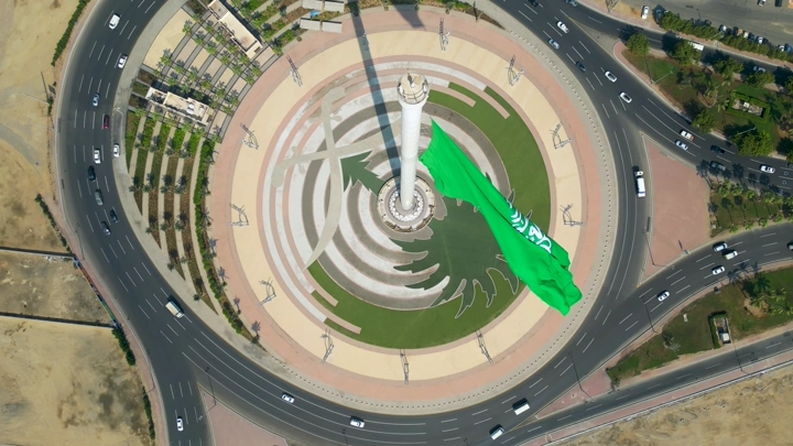 دوار العلم في جدة من الأعلى، لقطة جوية.
