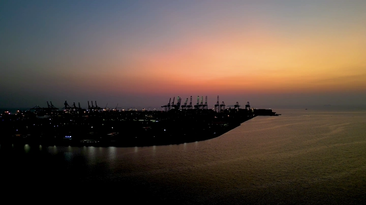 ميناء جدة الإسلامي عند الغروب، لقطة جوية.