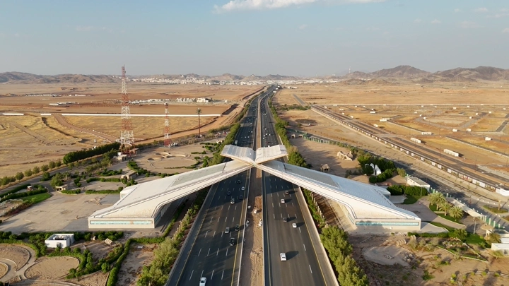 بوابة مكة المكرمة على الطريق السريع، لقطة جوية.