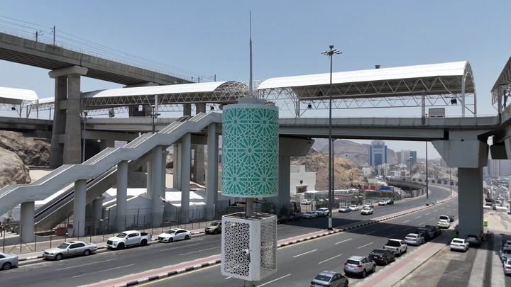 أبراج اتصالات في مكة المكرمة، لقطة جوية .