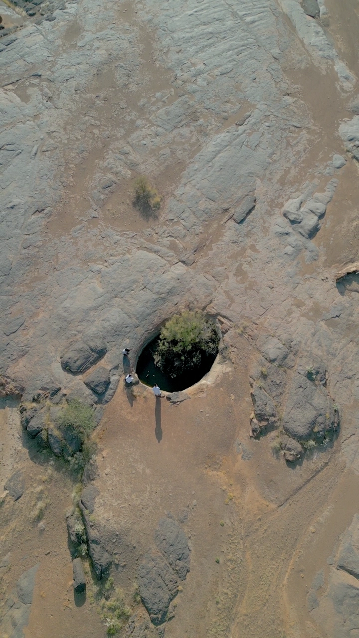 بئر في بئر عسكر نجران، لقطة جوية.