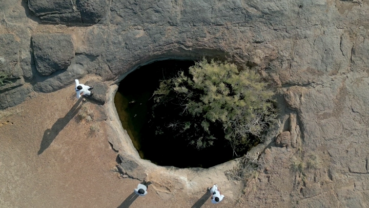 بئر عسكر في نجران من الأعلى، لقطة جوية.