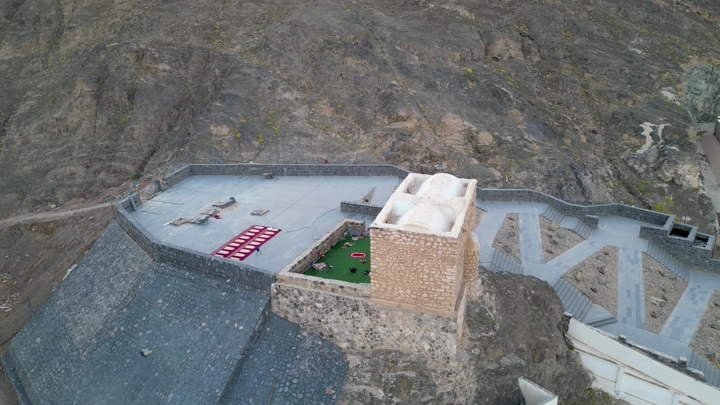 مساجد السبعه  تاريخي في المدينة المنورة، لقطة جوية.