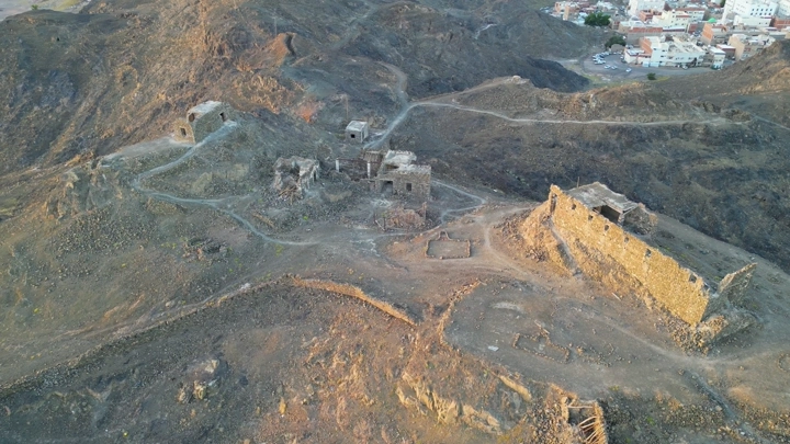 أطلال المساجد السبعة في المدينة المنورة، لقطة جوية.