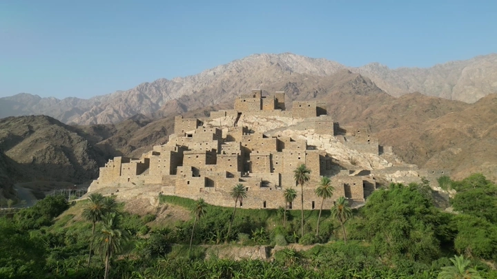 قرية ذي عين في منطقة الباحة، لقطة درون.