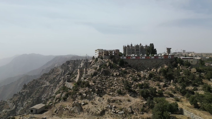 قرية المقر السياحية في النماص، لقطة جوية.