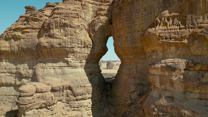 جبل الفيل في العلا، تصوير جوي نهاري.