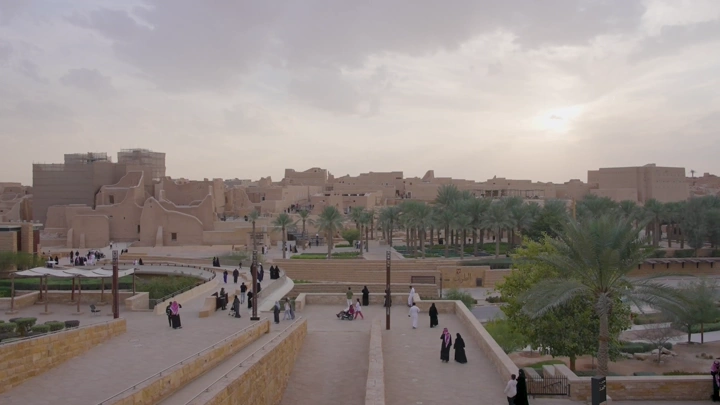 منتزه البجيري في الدرعية بالرياض، لقطة جوية عند الغروب.