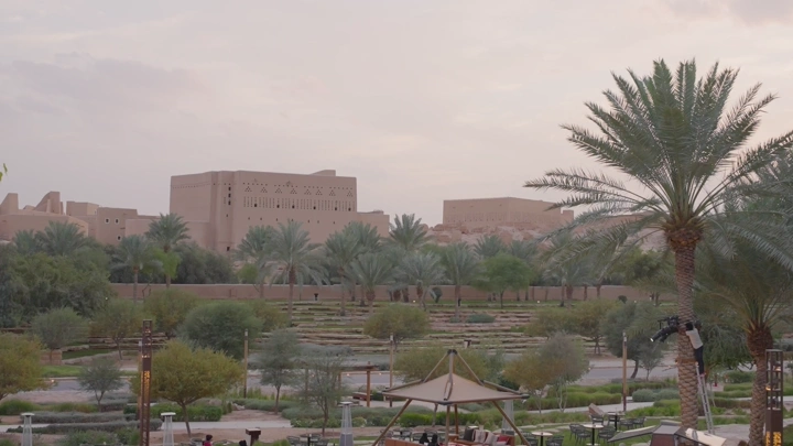 منتزه البجيري في الدرعية بالرياض، لقطة نهارية واسعة.