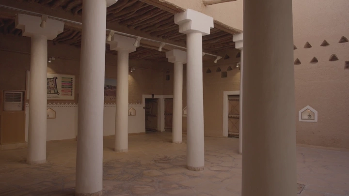 الجزء الداخلي لقصر المصمك في الرياض، لقطة داخلية.
