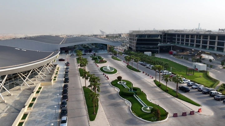 مركز الرياض الدولي للمؤتمرات والمعارض من الأعلى، لقطة جوية.