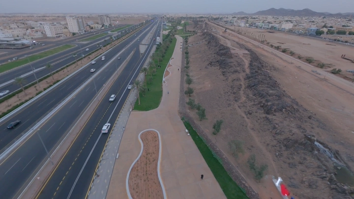 حديقة الأمير سعود بن عبدالمحسن في حائل، تصوير جوي درون.