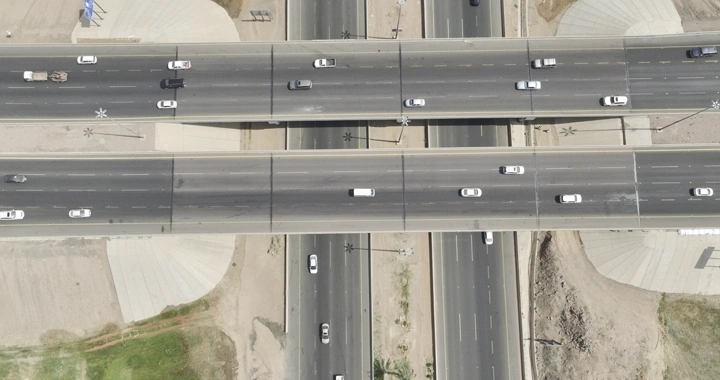 جسر مزدوج في حائل، تصوير جوي من درون.