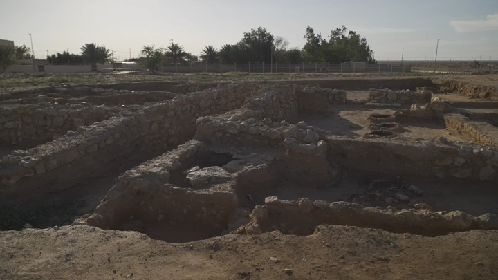 أطلال زبالا الأثرية في رفحاء، لقطة نهارية.