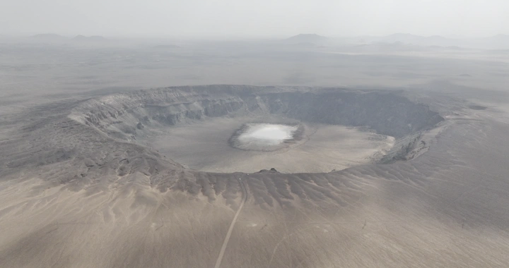 فوهة بركان الهتيمه في حائل، لقطة جوية.