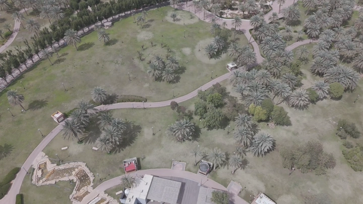 منتزه السلام في الرياض من الجو، لقطة درون.