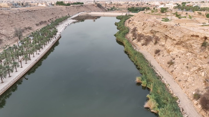 وادي نمار في الرياض من الأعلى، لقطة جوية.