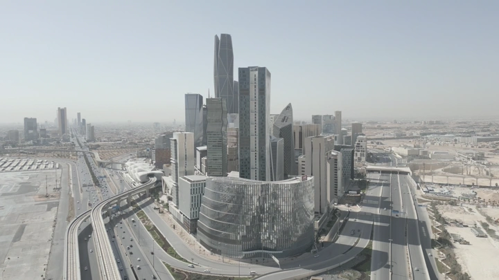 مركز الملك عبدالله المالي في الرياض، تصوير جوي نهاري.