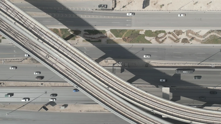 طريق الملك فهد في الرياض من الأعلى، تصوير درون.