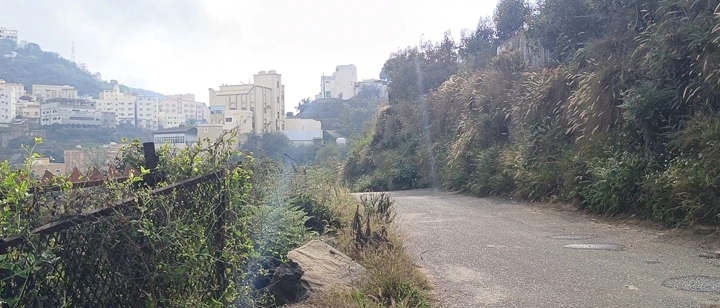 منظر جبلي في فيفاء بجازان، تصوير نهاري.