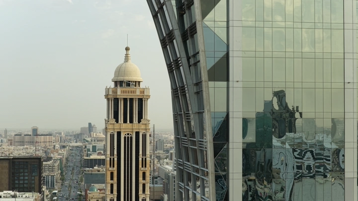 أبراج الرياض من الأعلى، تصوير درون نهاري.